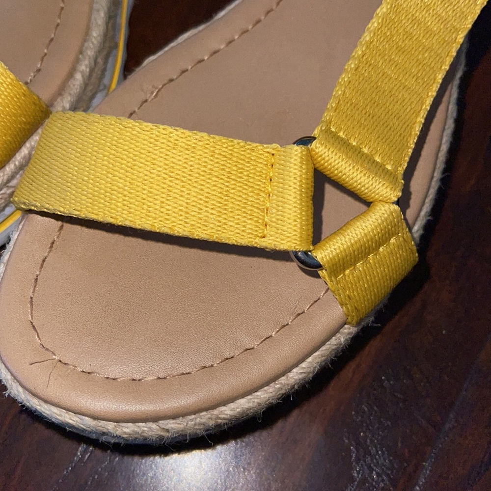 Womens Soda Platform Sandals - Picture 4 of 10